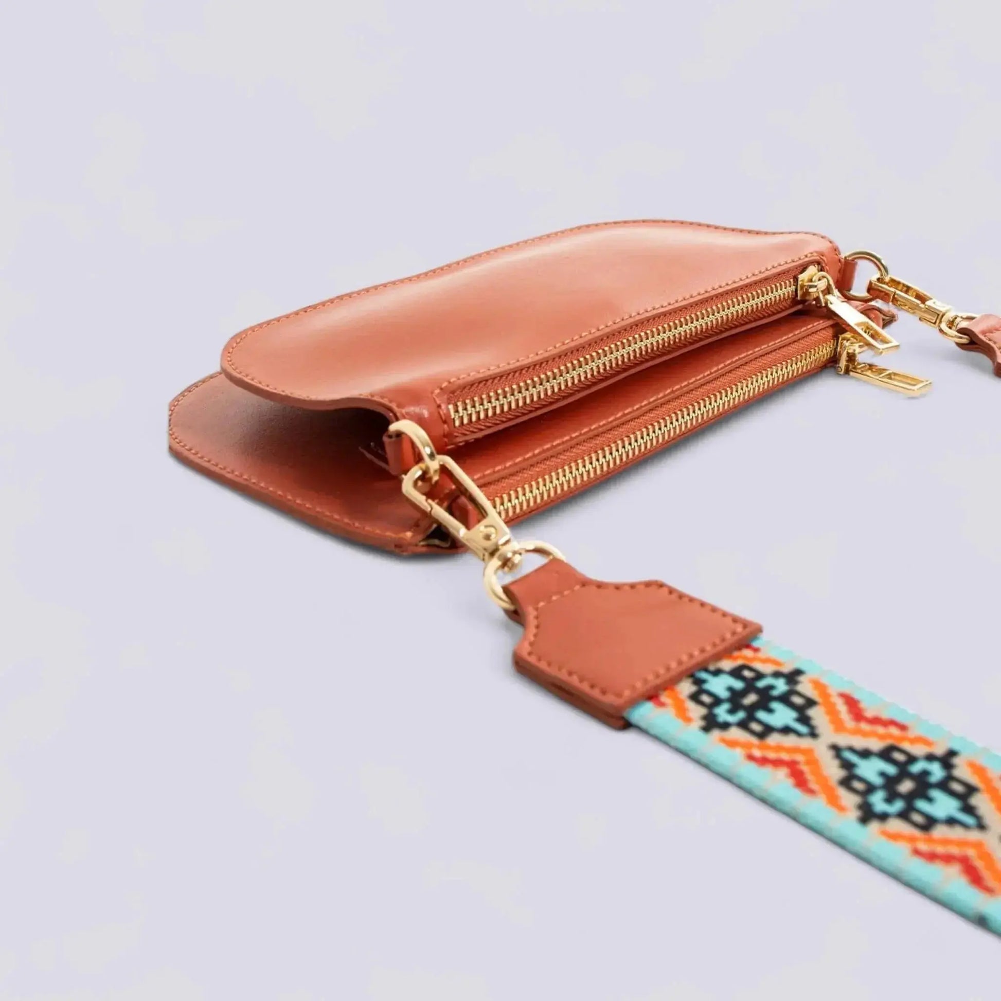 Vegan Turuncu Renkli Elma Derisi Çanta - Apple Leather Sürdürülebilir